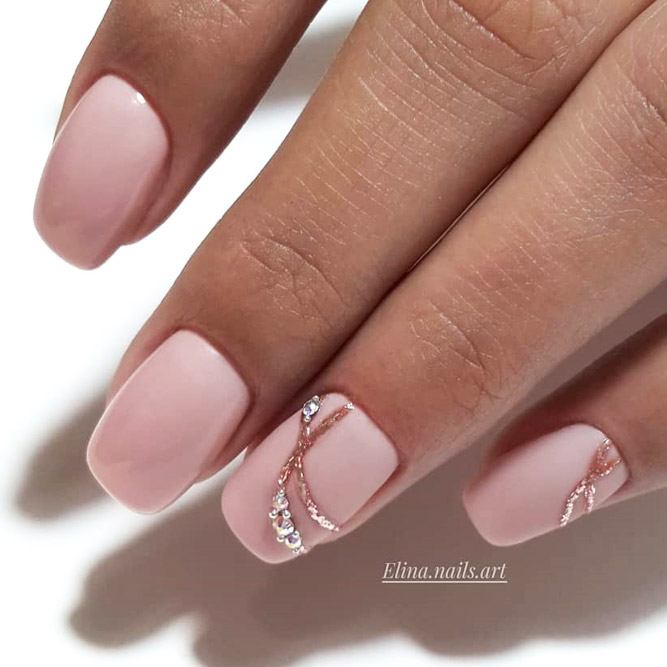 Pink Nude Square Shaped Nails #pinknails #glitteraccent