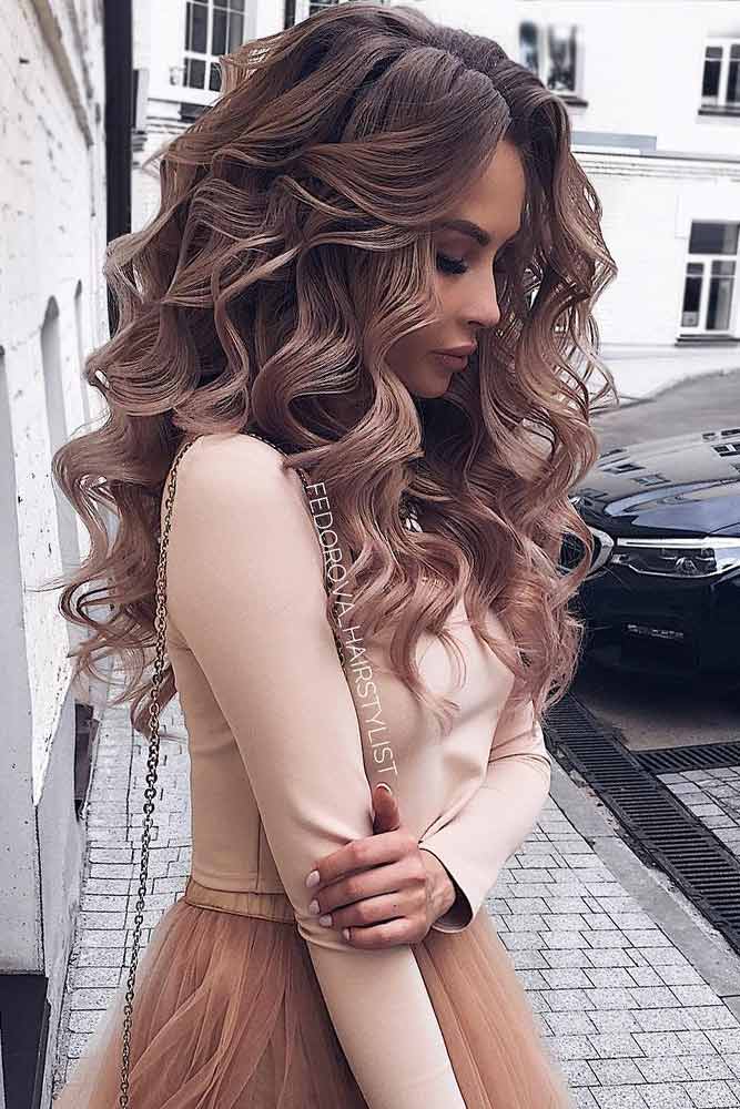 So-Pretty Long Down Hairstyles for Prom Night