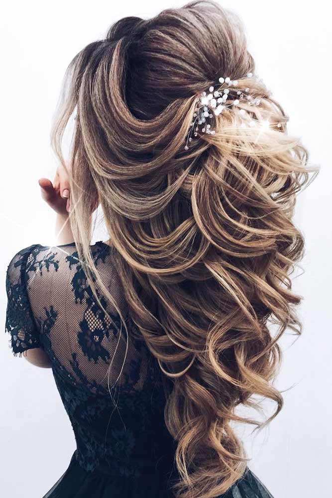 43 Sophisticated Prom Hair Updos | LoveHairStyles.com