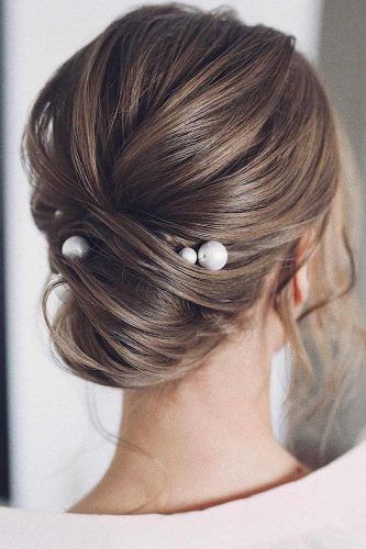 Elegant Prom Updo Hairstyle With Pins #updohair