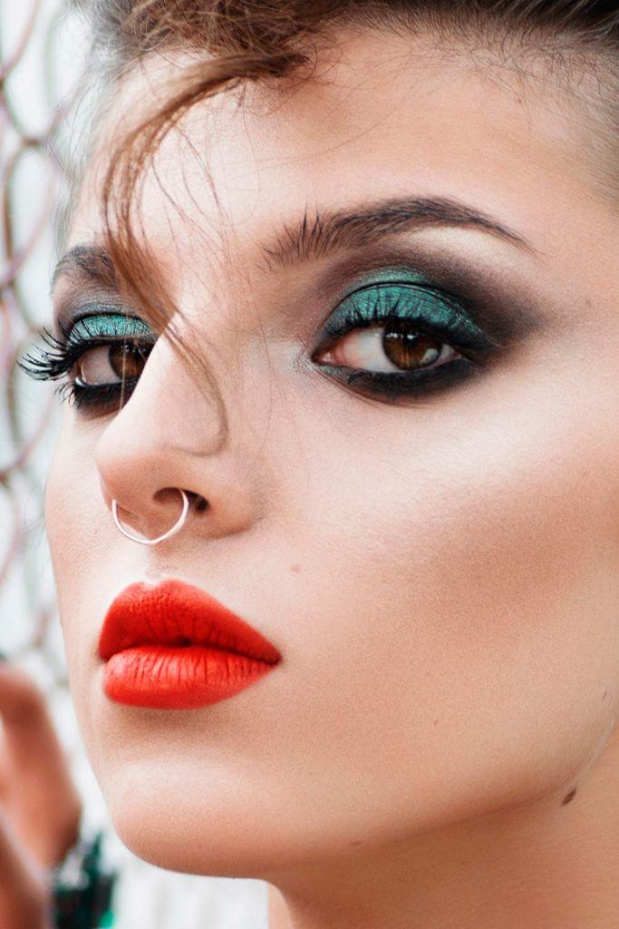 80s Makeup Trends You Need To Try