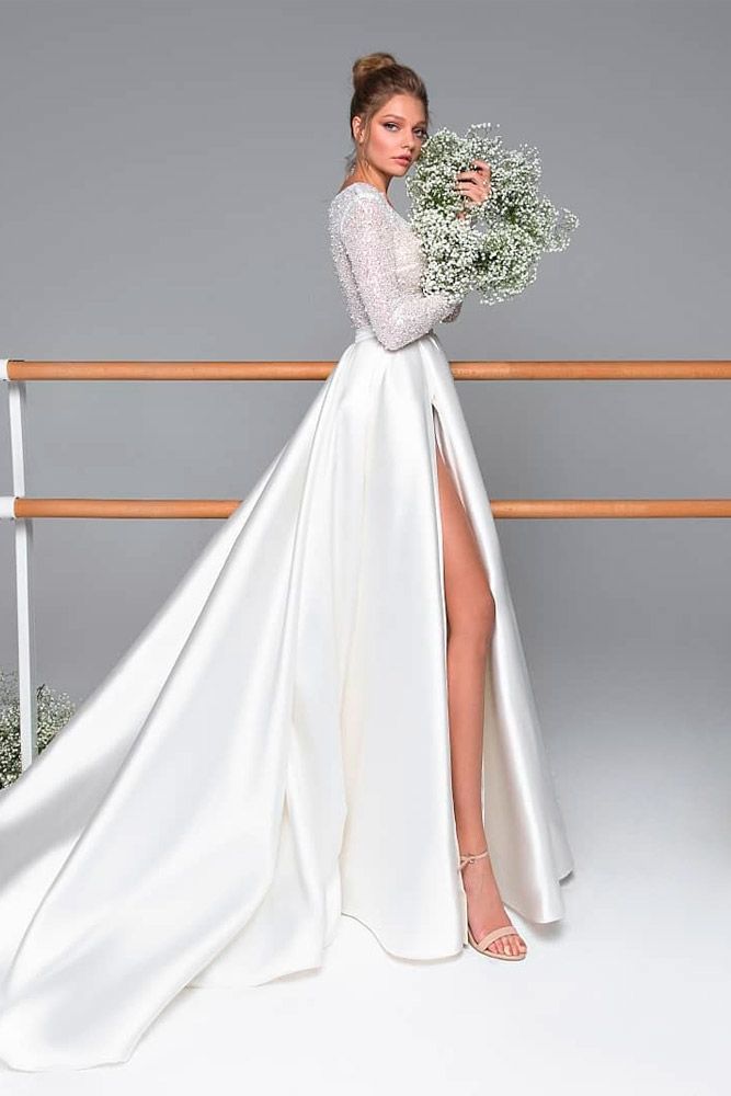 Crystals And Beaded Top Wedding Dress #beadeddress #glamweddingdress