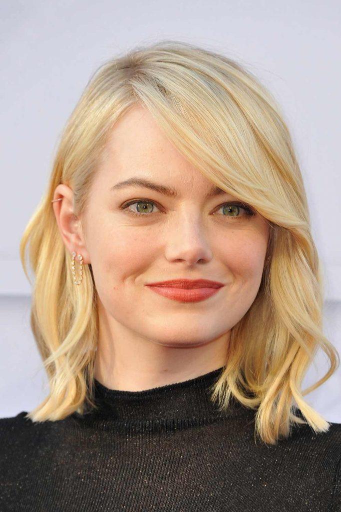 Emma Stone with Warm-Blonde Layered Bob