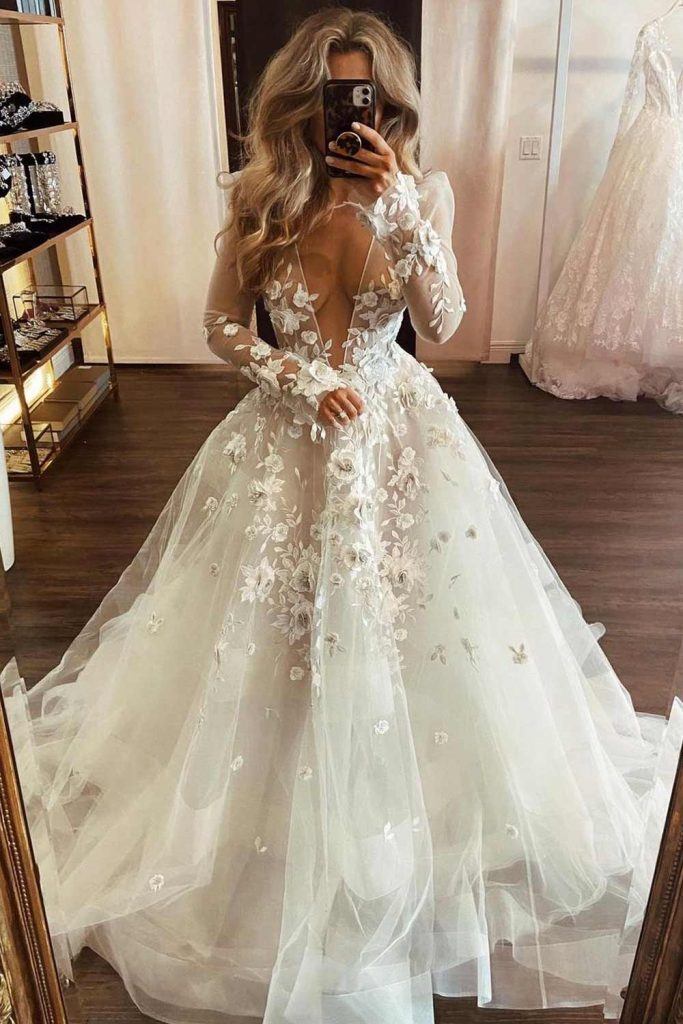 V neck Long Sleeved Wedding Dress