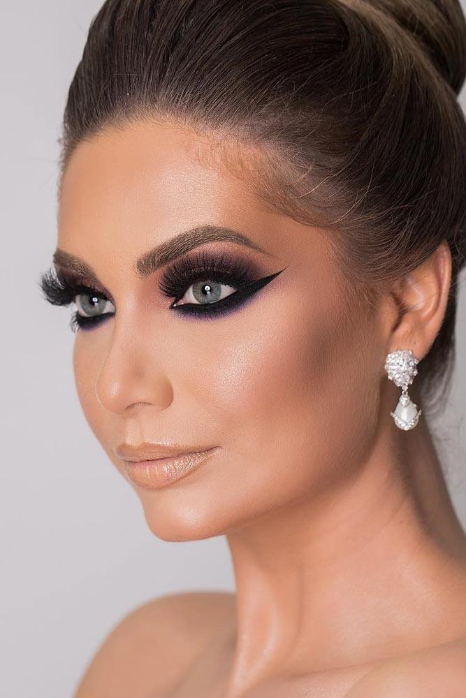 Bridal Glam Makeup Ideas with Cat Eye