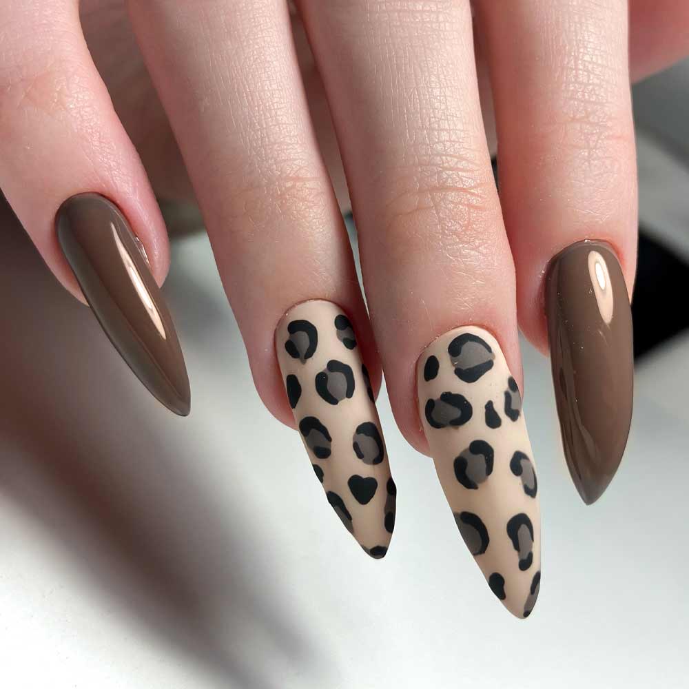 Leopard Print Brown Nails