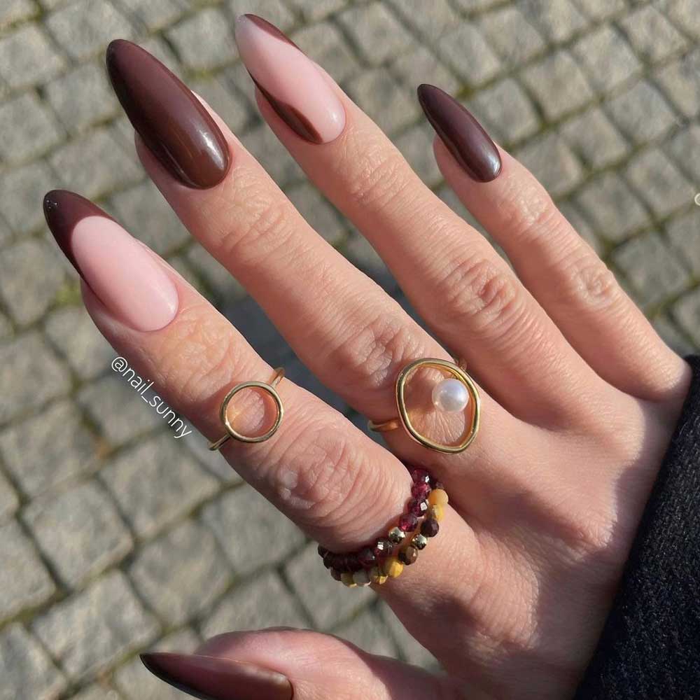 short light brown acrylic nails