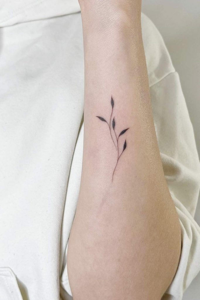 28 Cool Small Tattoos for Women in 2024 - Saved Tattoo