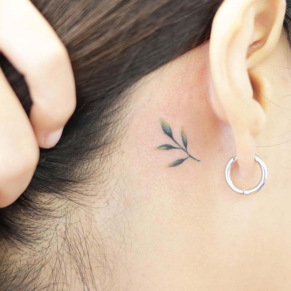 Pros And Cons Of Behind The Ear Tattoos