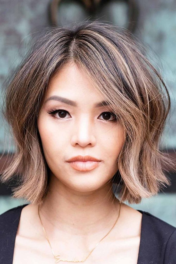 The Best Short Haircuts for Brunettes