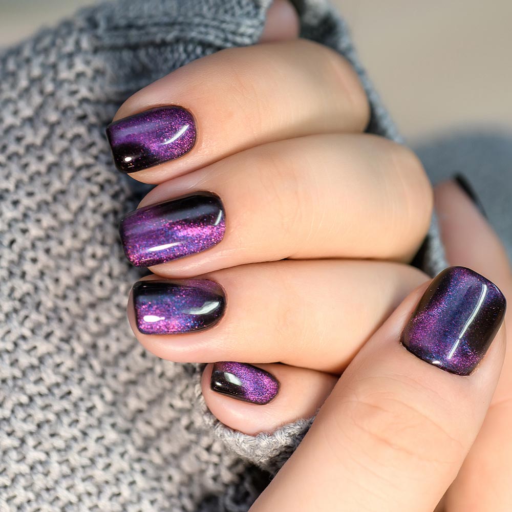 Cat Eye Purple Nails with Glitter