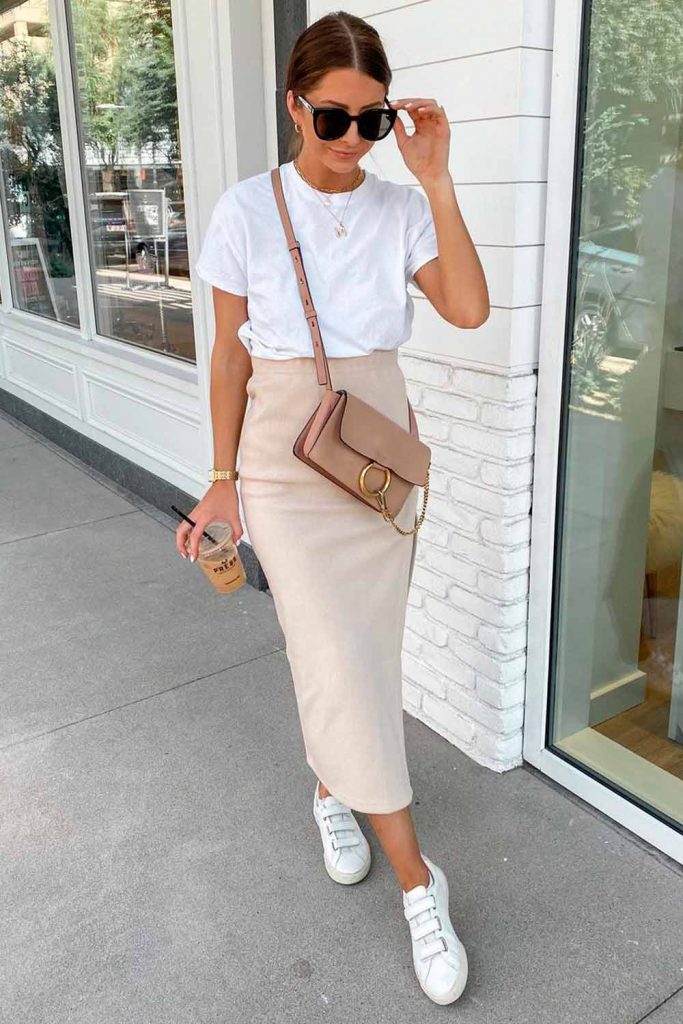 Long Pensil Skirt with T-shirt Outfits for Summer