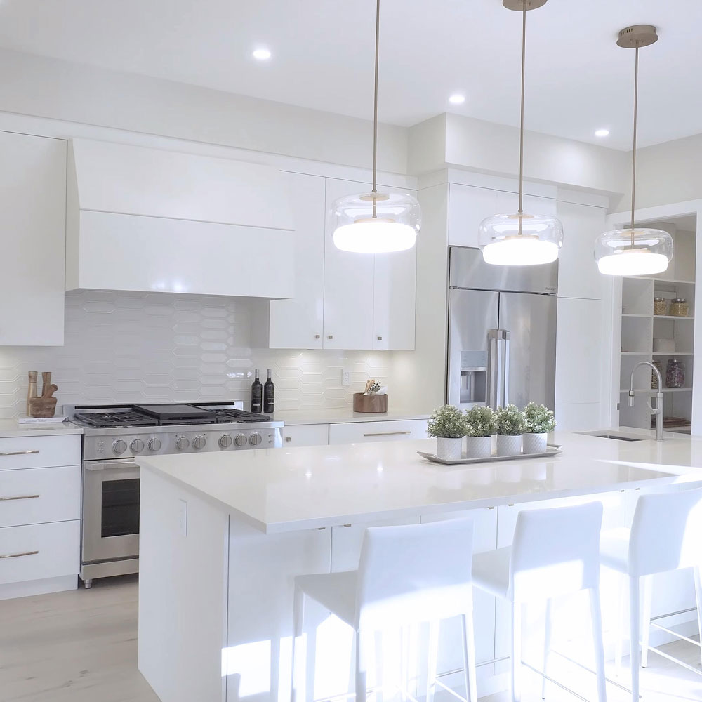 Modern Pure White Kitchen Cabinet Design