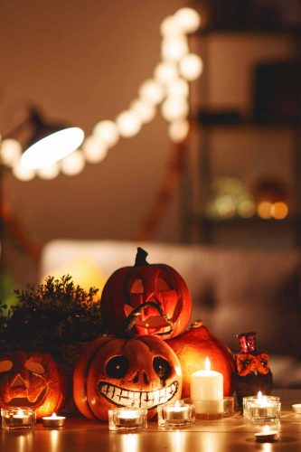 38 DIY Halloween Decorations to Bring Holiday Spirit - Glaminati