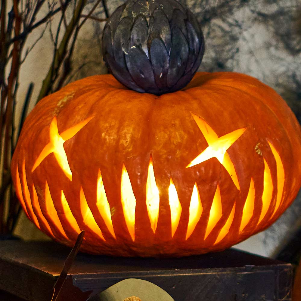 Scary Pumpkin Carving for Halloween