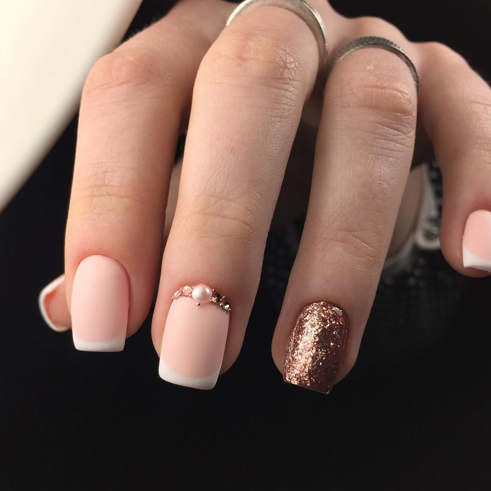 Pink Glitter and Matte Nails Design