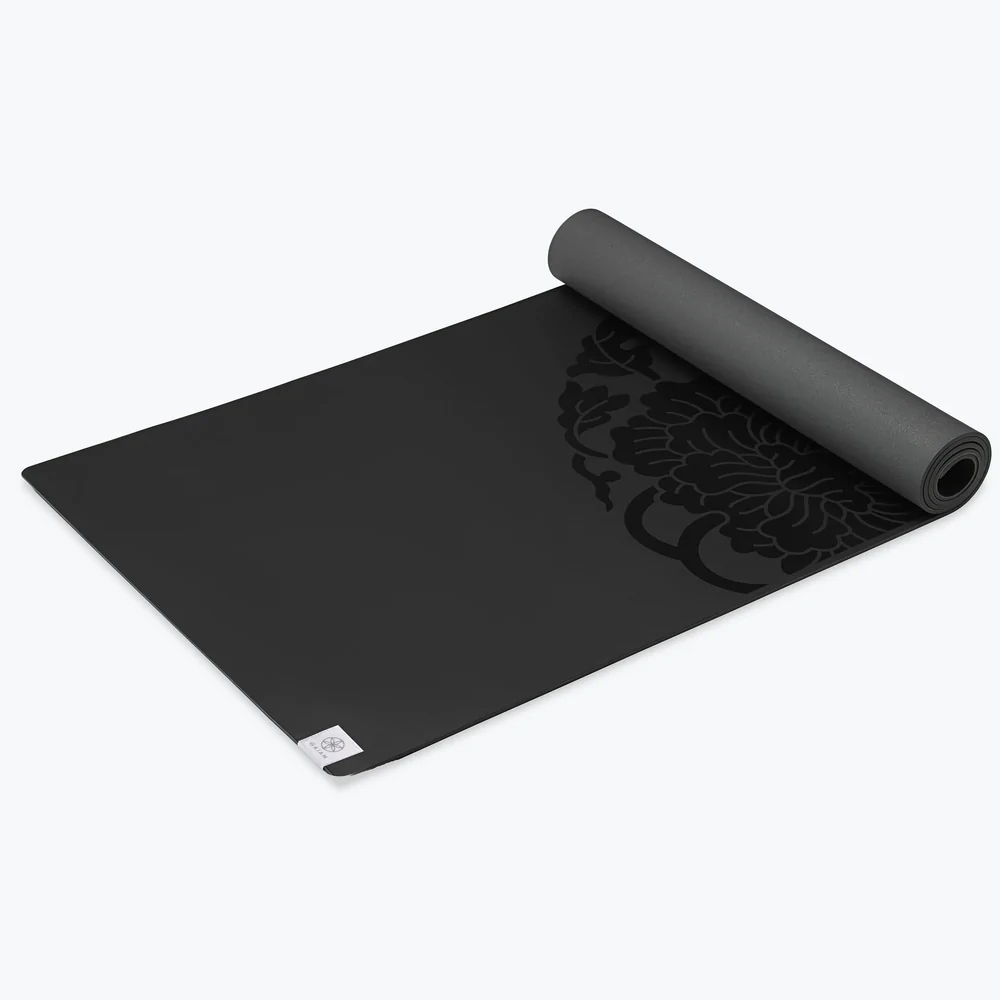 Best Yoga Mats to Buy: Gaiam Performance Dry-Grip Yoga Mat