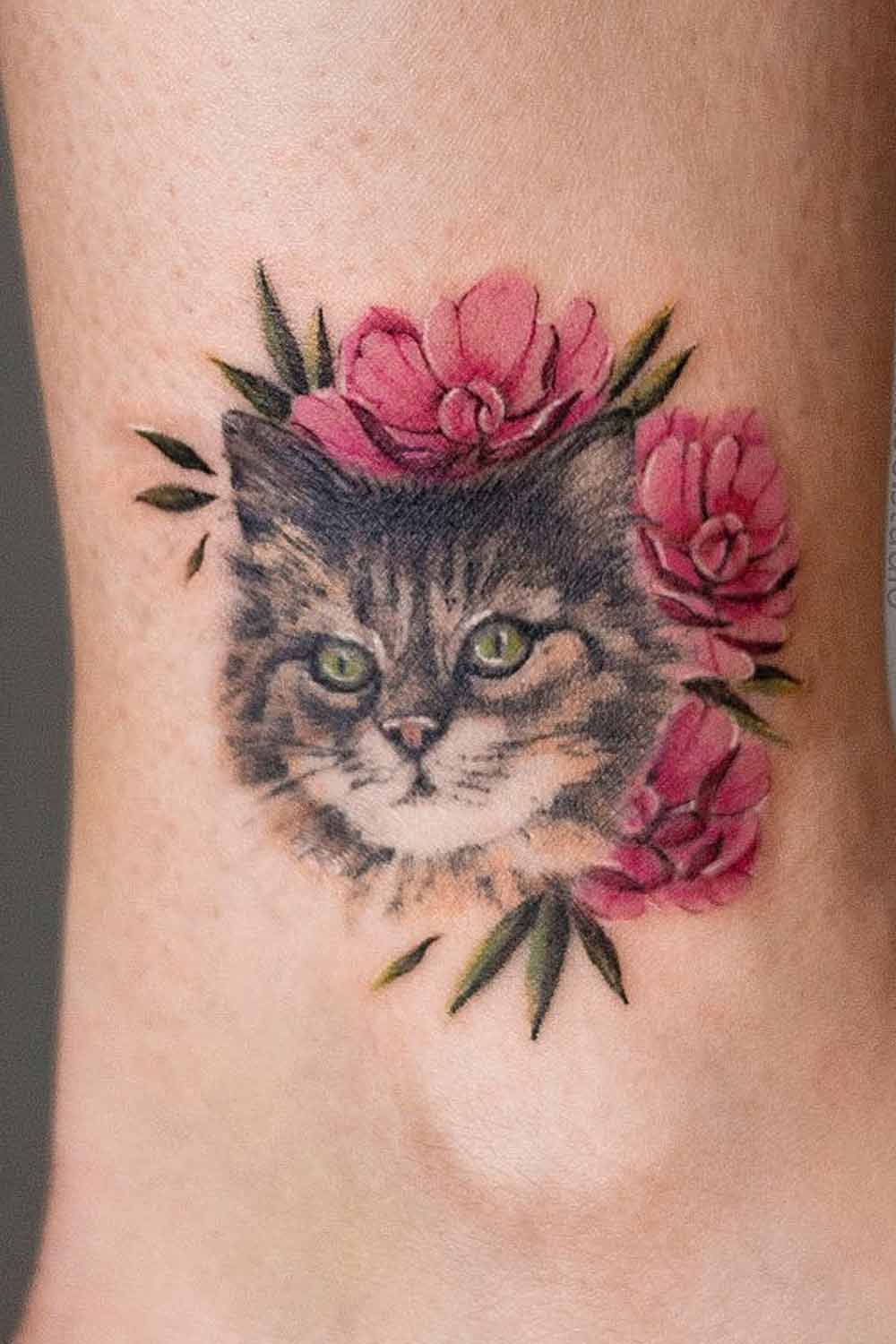Realistic Cat Tattoo with Flowers Design