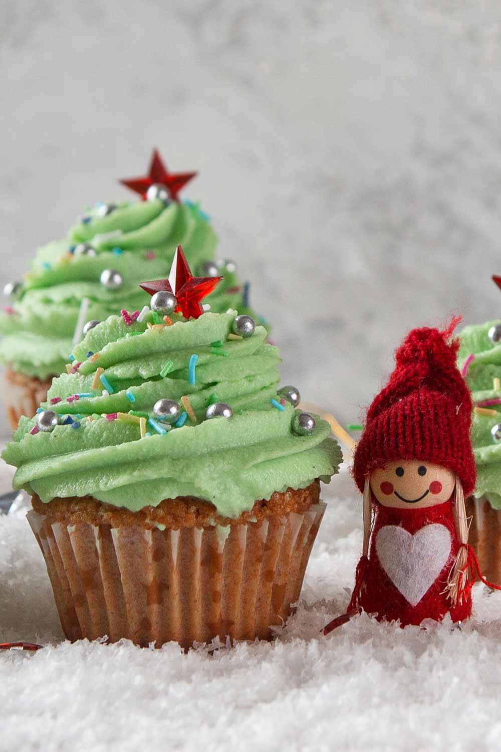 Christmas Tree Cupcake with Red Star Decoration