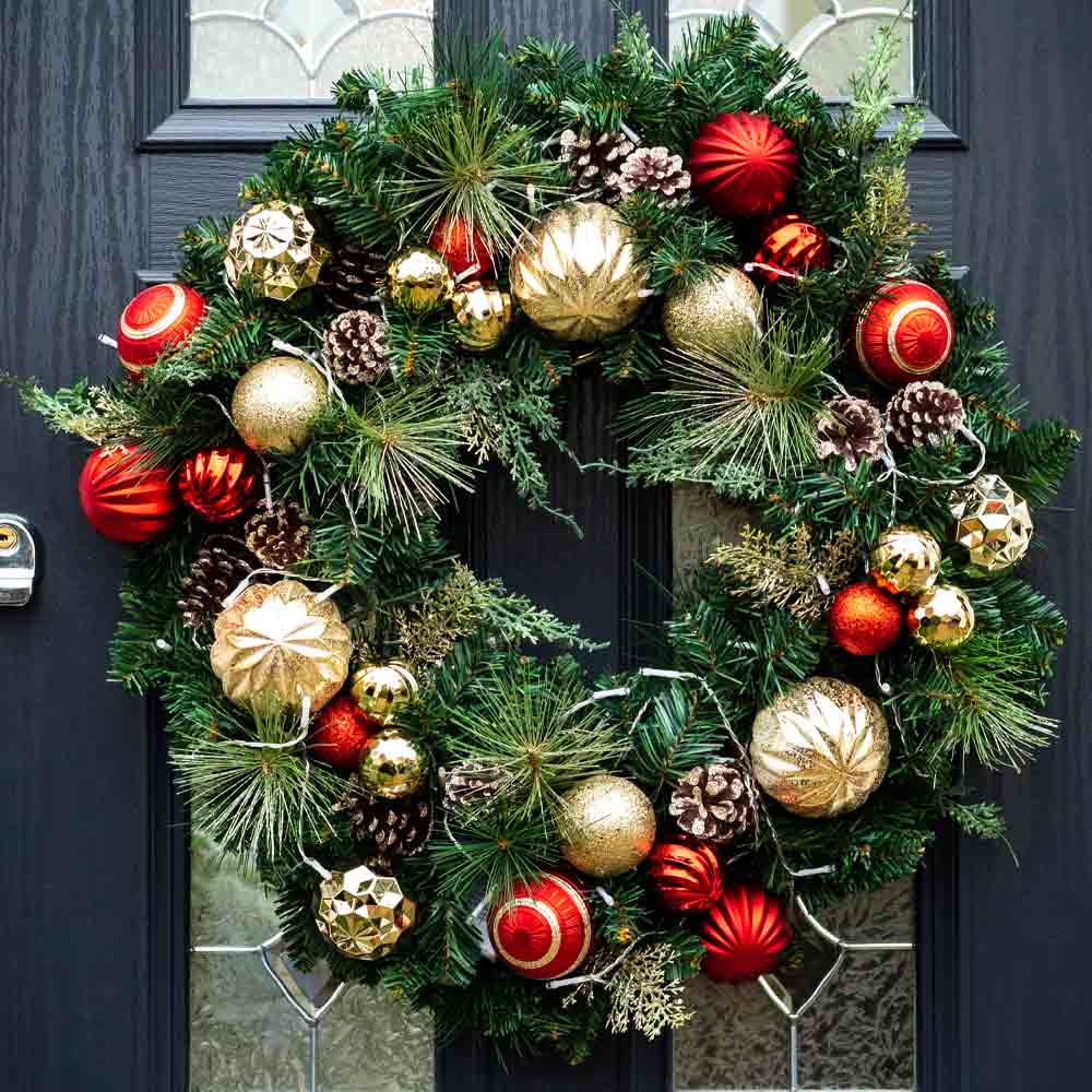 Christmas Wreath Decoration with Red and Gold Christmas Toys