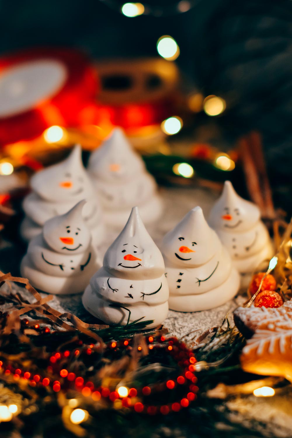 Holiday Centerpiece Ideas With Snowman