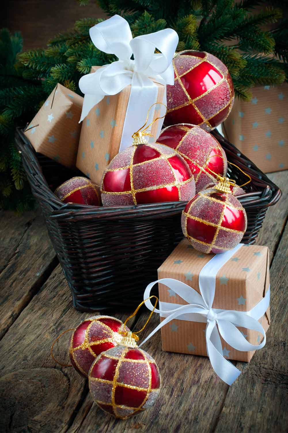 Christmas Basket Decorations
