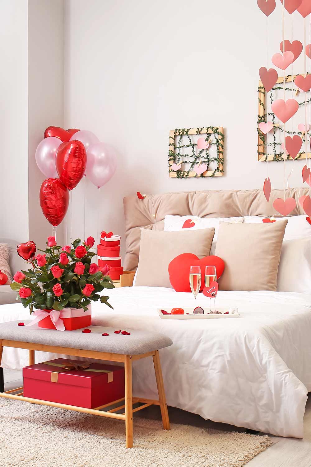 50 DIY Valentine's Day Decorations for a Cozy and Romantic Home