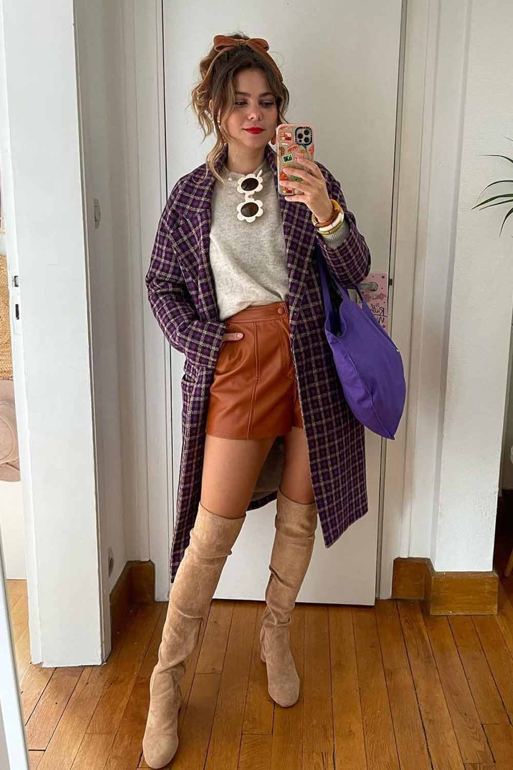 Shorts with T-Shirt and Medium Lenght Coat