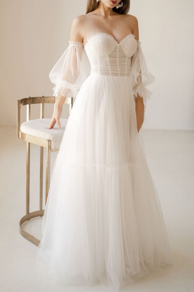 Eternal Appeal of a Modern Corset Wedding Dress - Glaminati