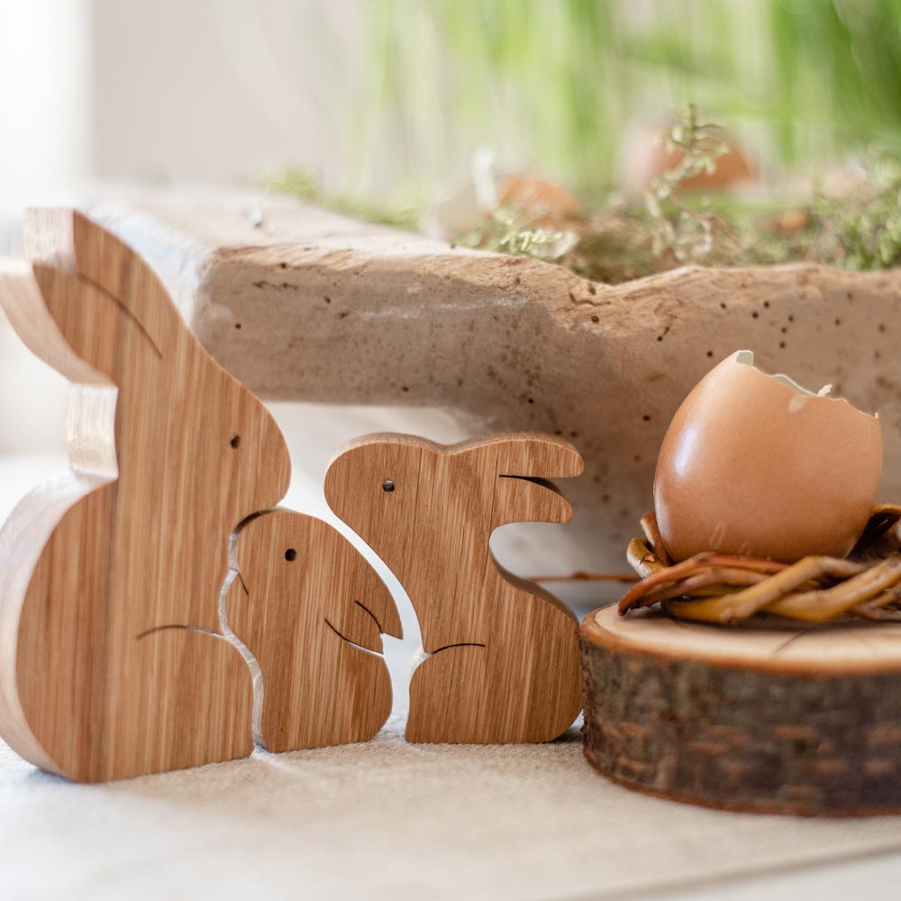 Rustic Easter Bunnies Decoration Idea