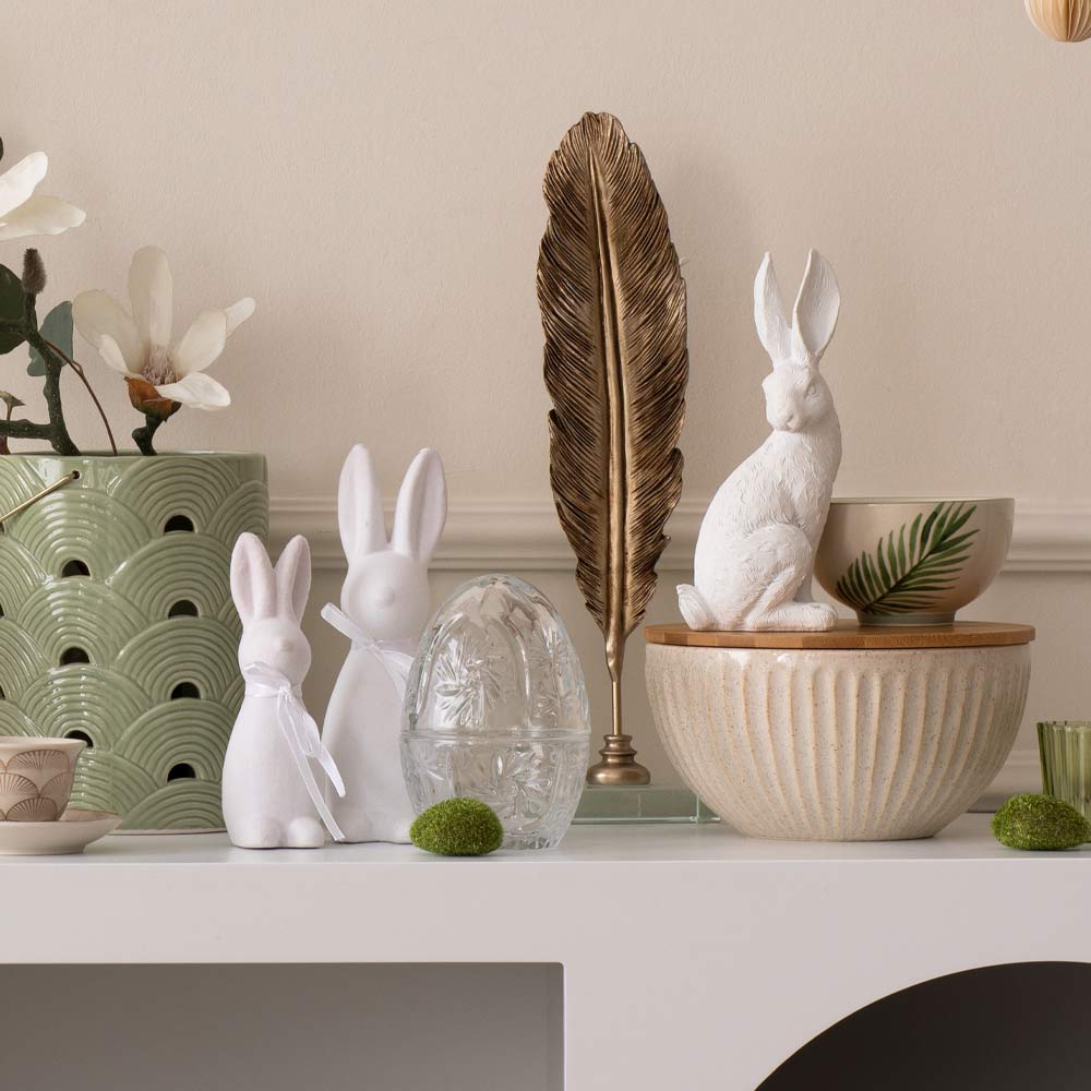 Rabbits Easter Decoration