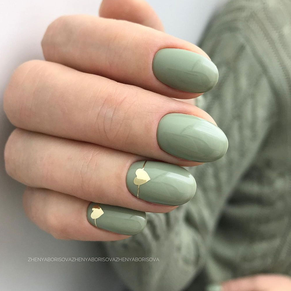 Easy Green Oval Nails Design