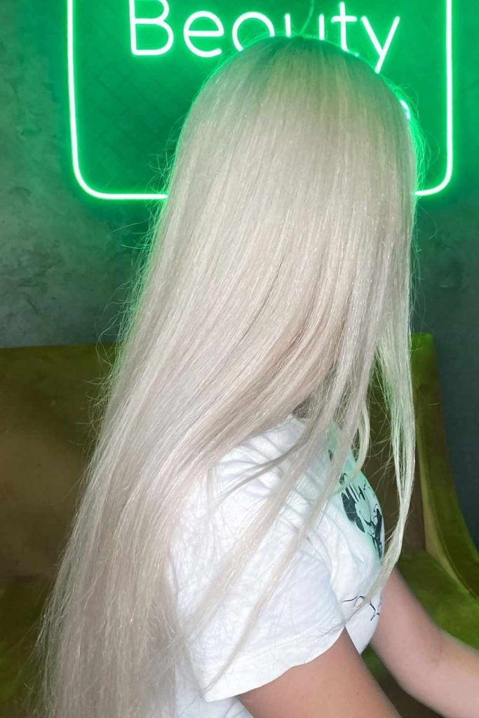 Long Blonde Straight Hairstyle