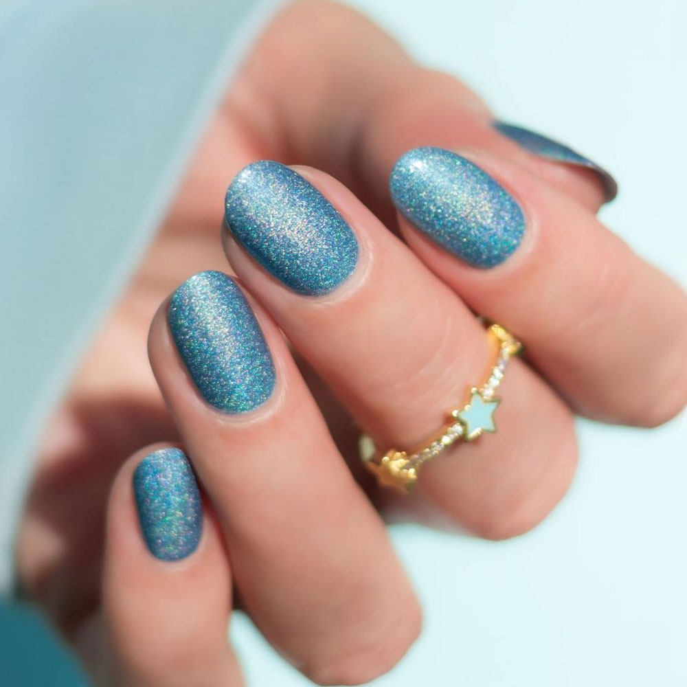 Short Oval Blue Glitter Nails