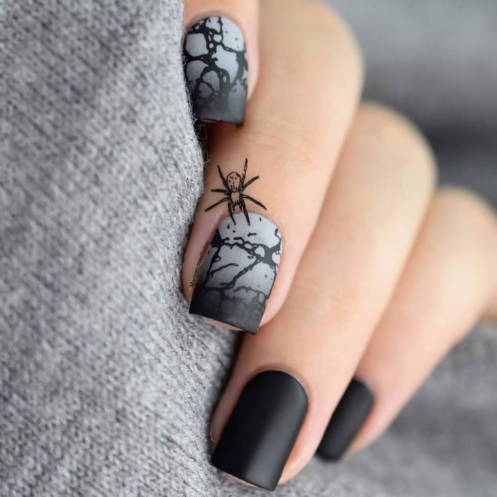 Black and Grey Ombre Nails