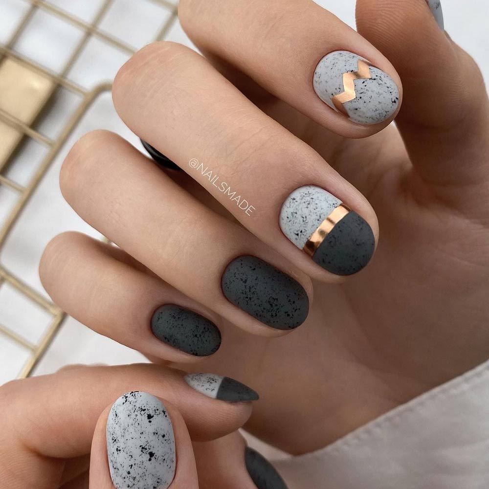 Grey and Black Nails Design
