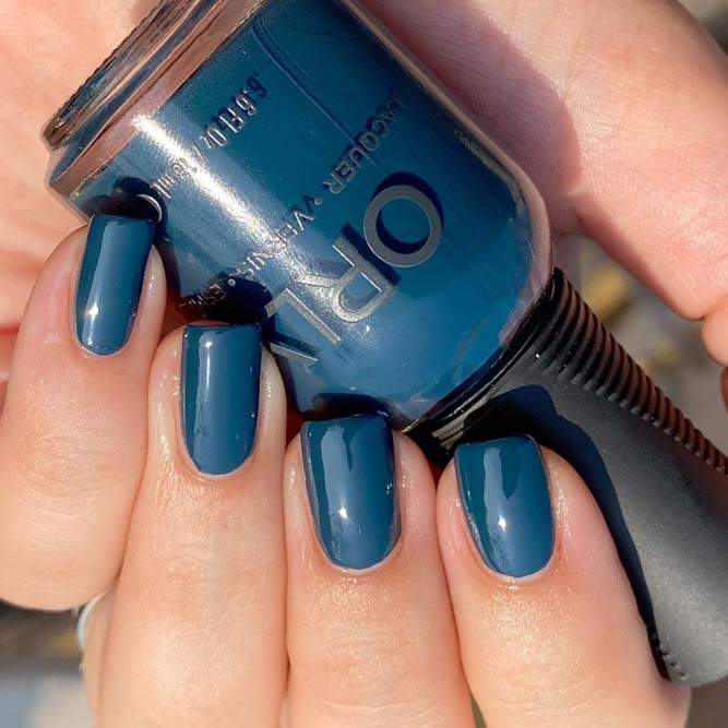 Dark Grey Blue Crème Fall Nail Color