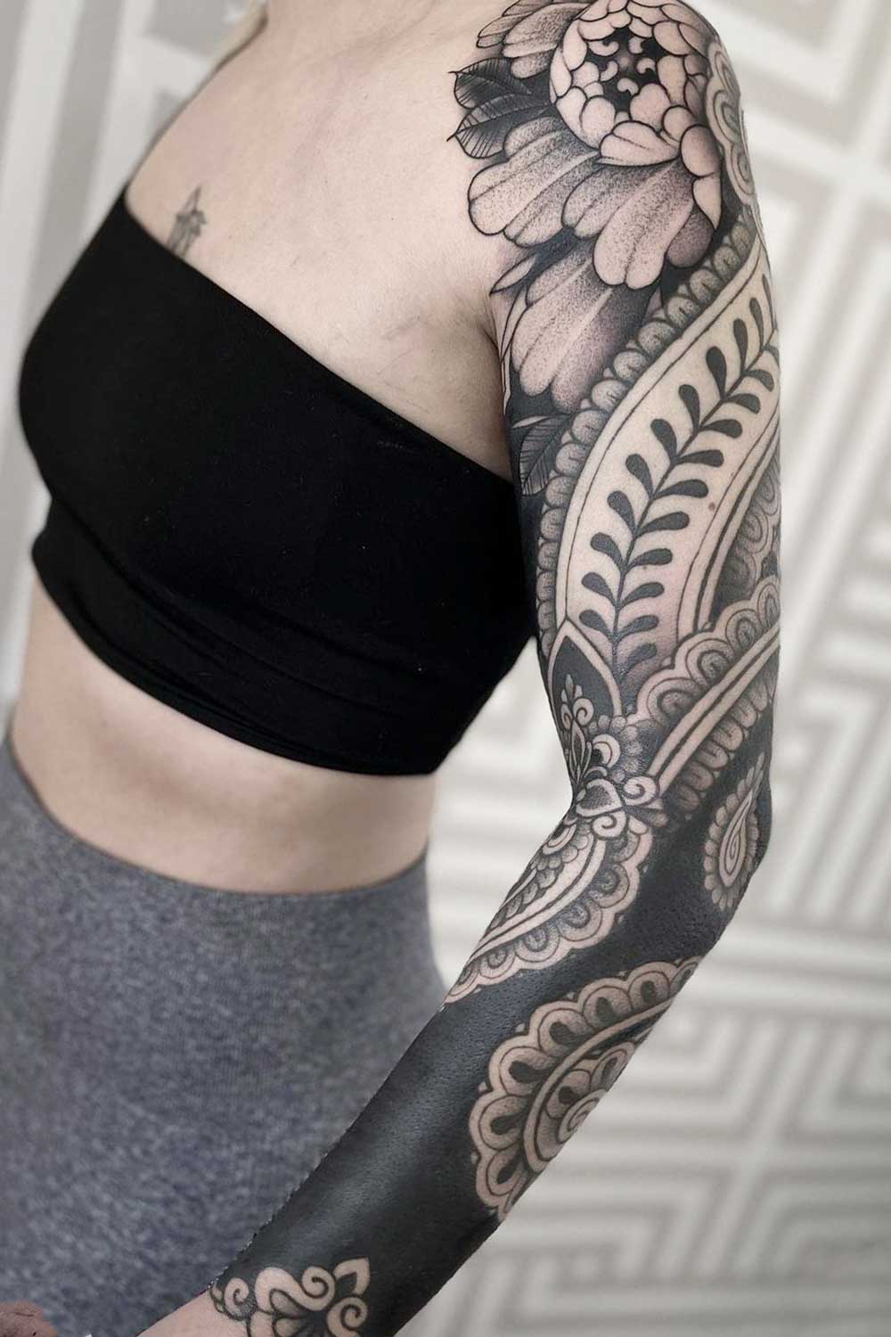 Blackwork Female Tattoo Sleeve
