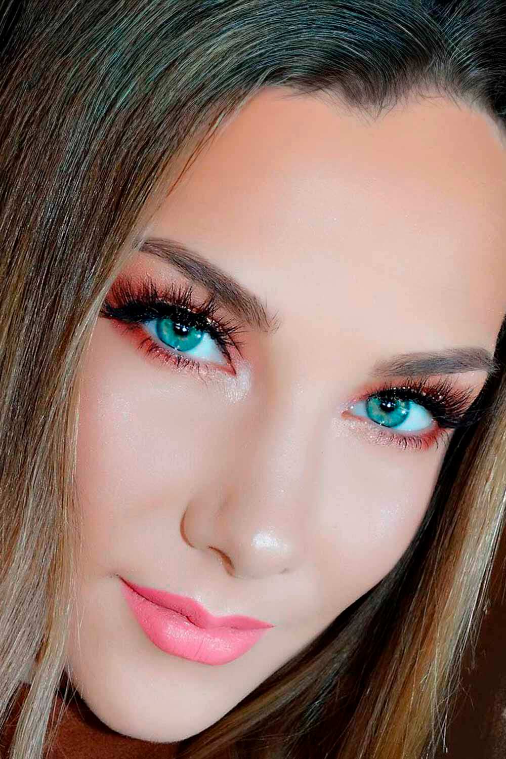 Natural Makeup For Girls With Blue Eyes