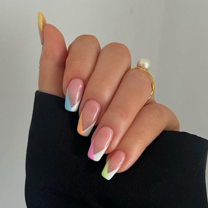 The Micro French Manicure: Fall's Big Short Nail Trend