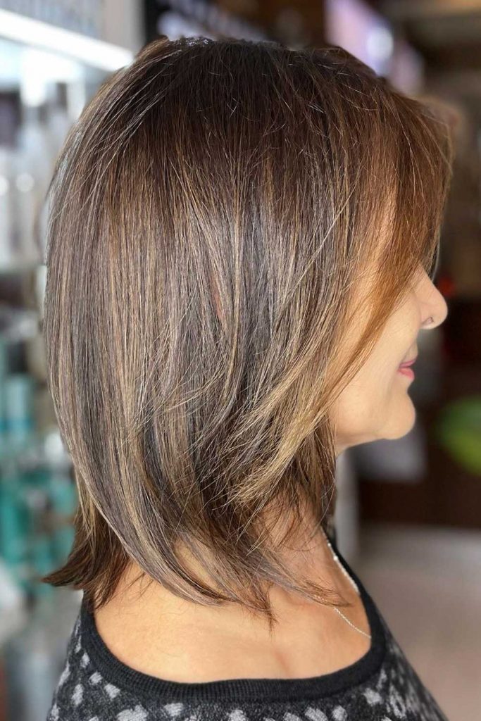 Warm balayage will add freshness to your look, masking all the potential flaws