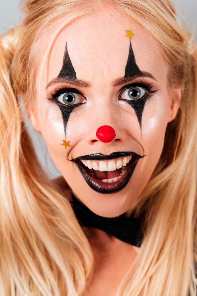 Clown-Styled Pretty Halloween Makeup Ideas