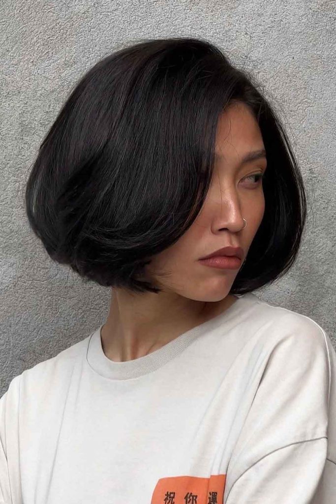 Short Rounded Bob with Root Lift