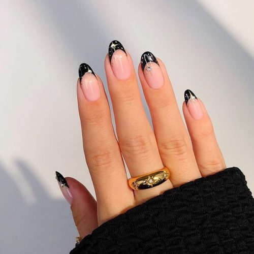 40 Almond Nails Designs To Refresh Your Look