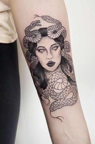 Medusa Tattoo: Modern Symbolism Behind the Ancient Myth