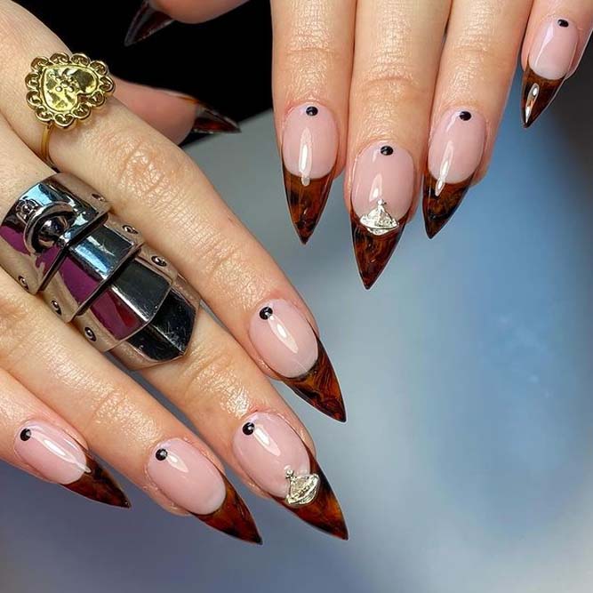 Stiletto nail french deals tip