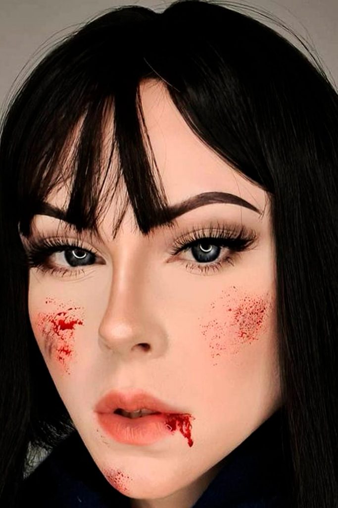 Vampire Makeup Ideas for Brunette Girls