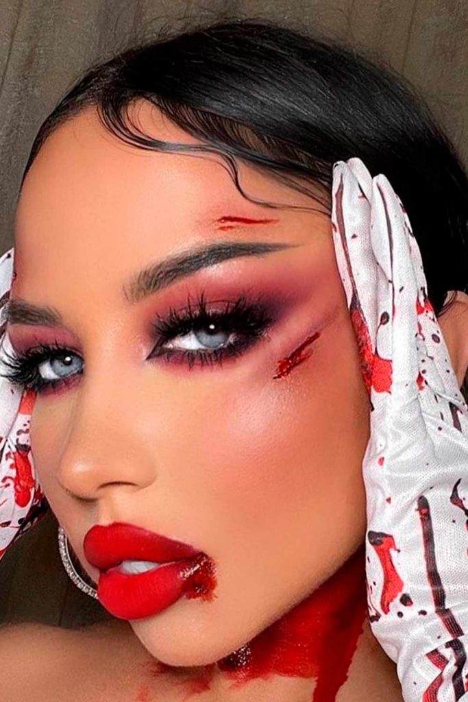 Vampire Makeup Ideas for Brunette Girls