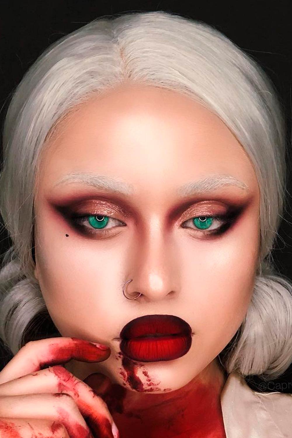 Vampire Makeup Ideas for Blonde Girls
