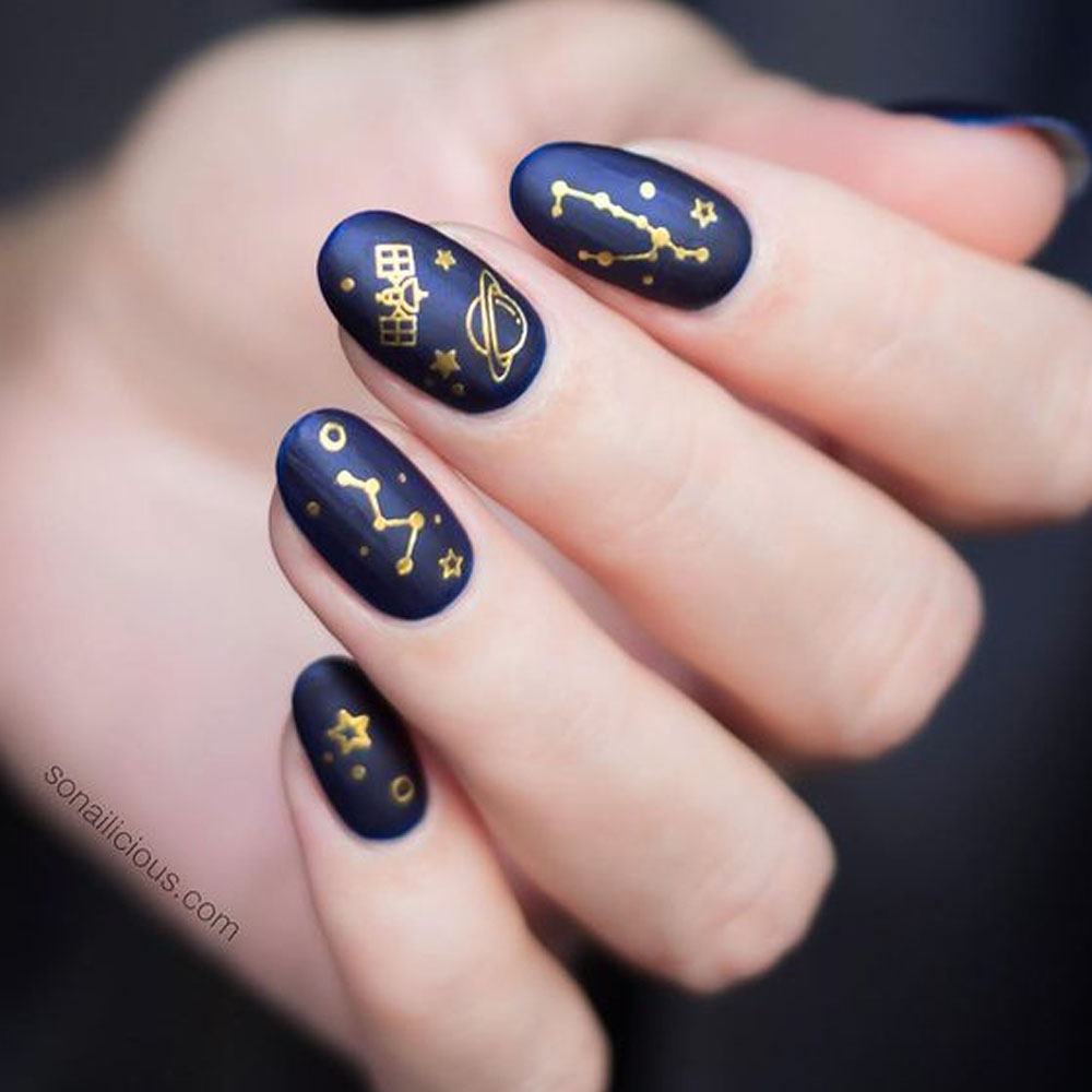 Galaxy Star Design Nails Art